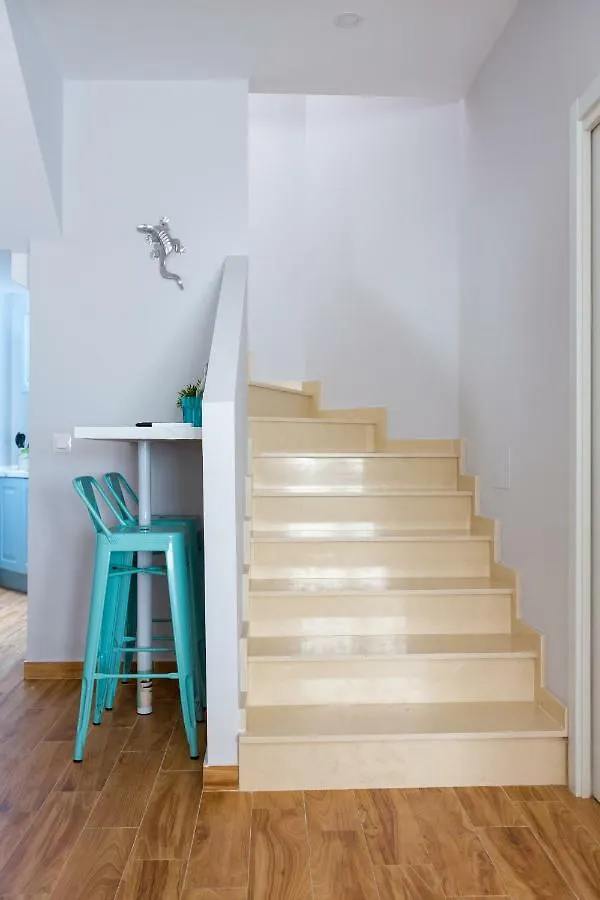 Renthas Huelin Beach Apartment Malaga