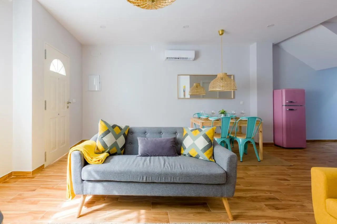 Renthas Huelin Beach Apartment Malaga Spain