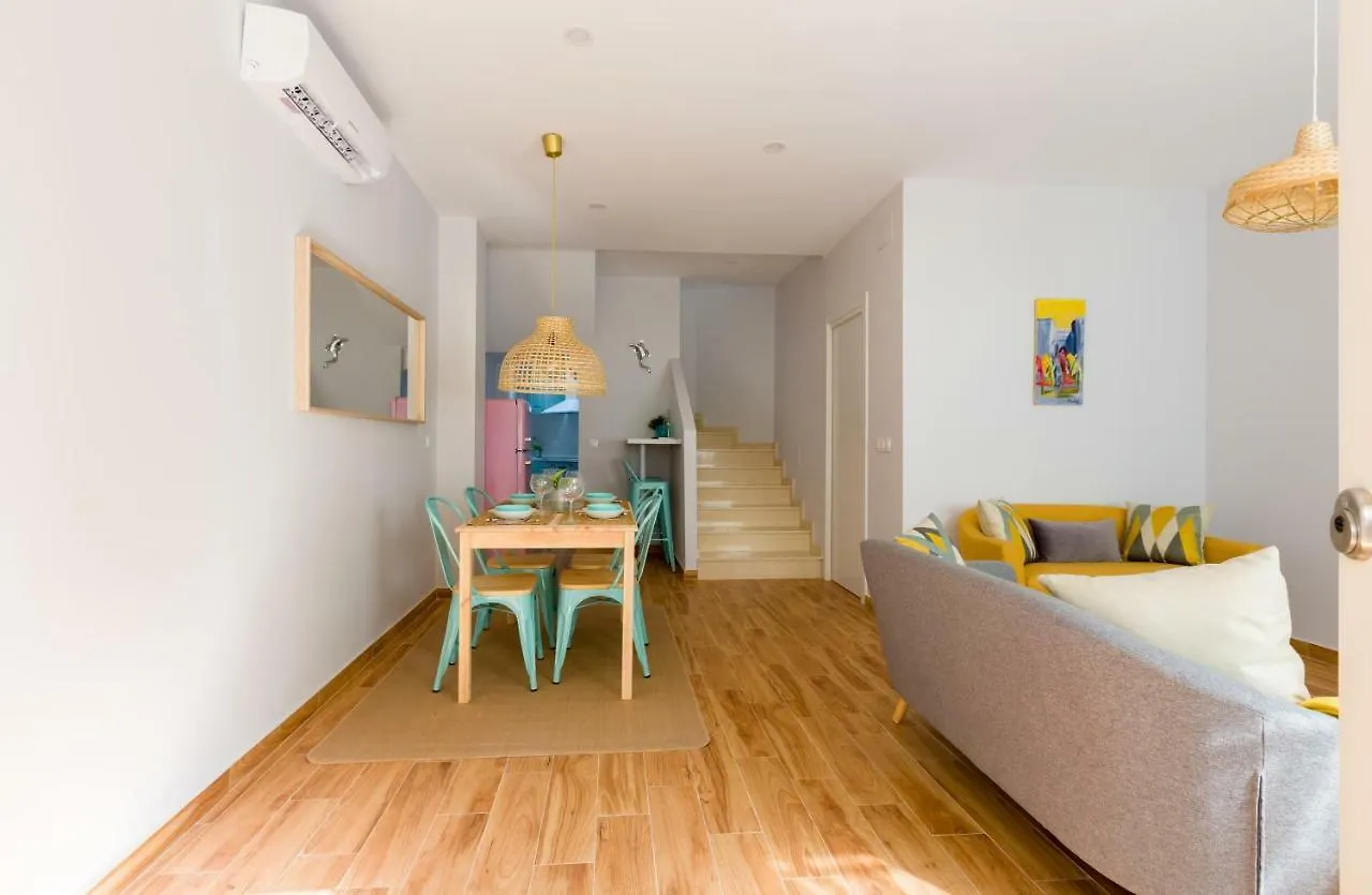 Renthas Huelin Beach Apartment Malaga Spain