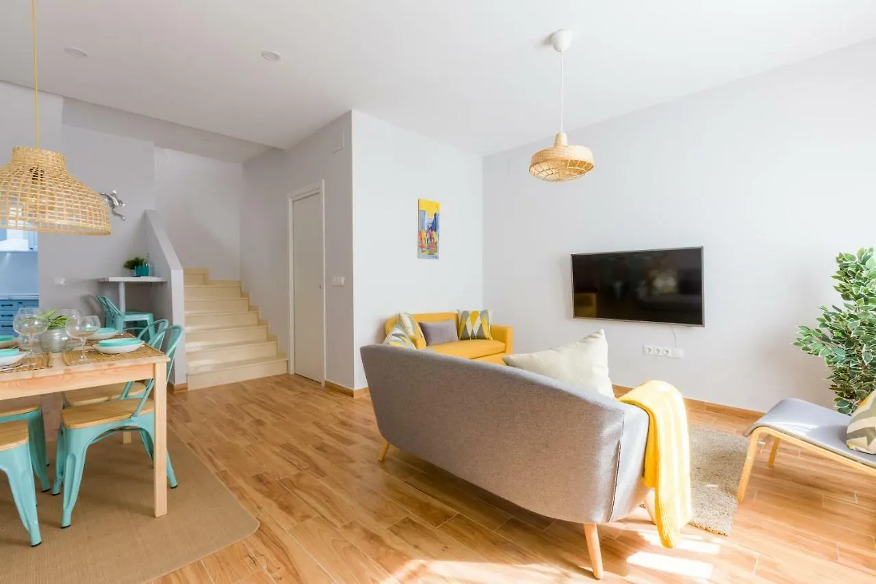 Renthas Huelin Beach Apartment Malaga Spain