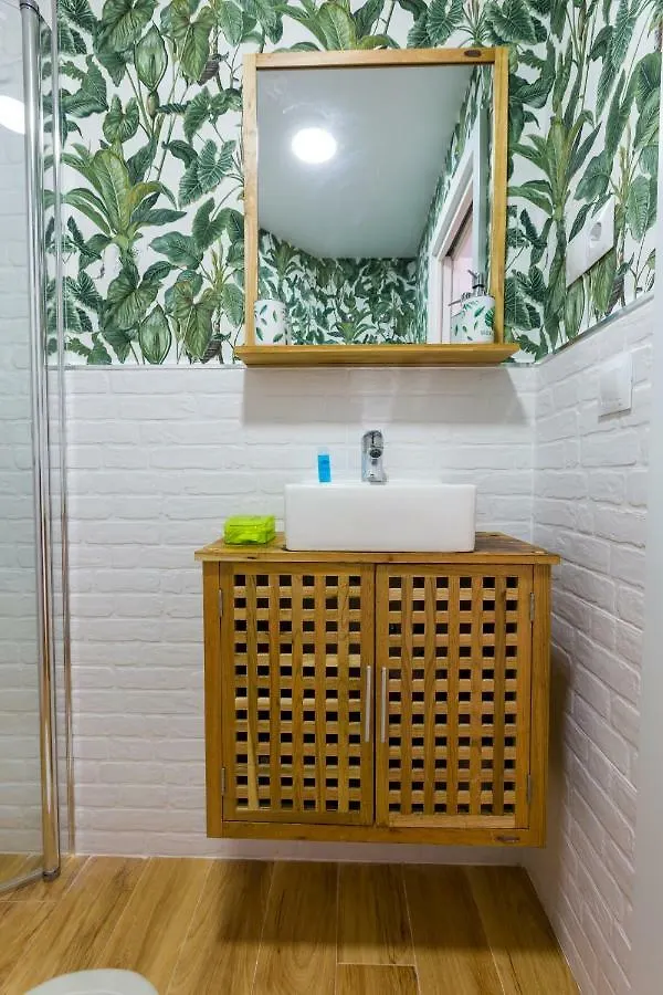 Renthas Huelin Beach Apartment Malaga 0*,  Spain